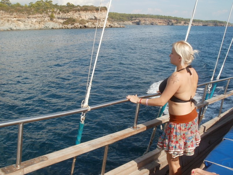 Мои путешествия. Елена Руденко. Турция. Средиземное море. Экскурсия на яхте.  2011 г.  - Страница 2 OFiH_KAoHOY